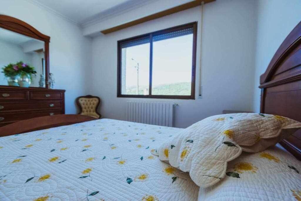 Casa Ourense Guxinde A Pereira Esterno foto